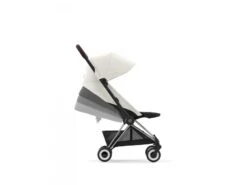 CYBEX 522004405 - Coya - Poussette Citadine Ultra Compacte - Châssis Chrome Dark Brown - Siège Off White 11 CYBEX 522004405 - Coya - Poussette Citadine Ultra Compacte - Châssis Chrome Dark Brown - Siège Off White -Poussette Promotion Boutique cybex 522004405 coya poussette citadine ultra compacte chassis chrome dark brown siege off white 1600 2